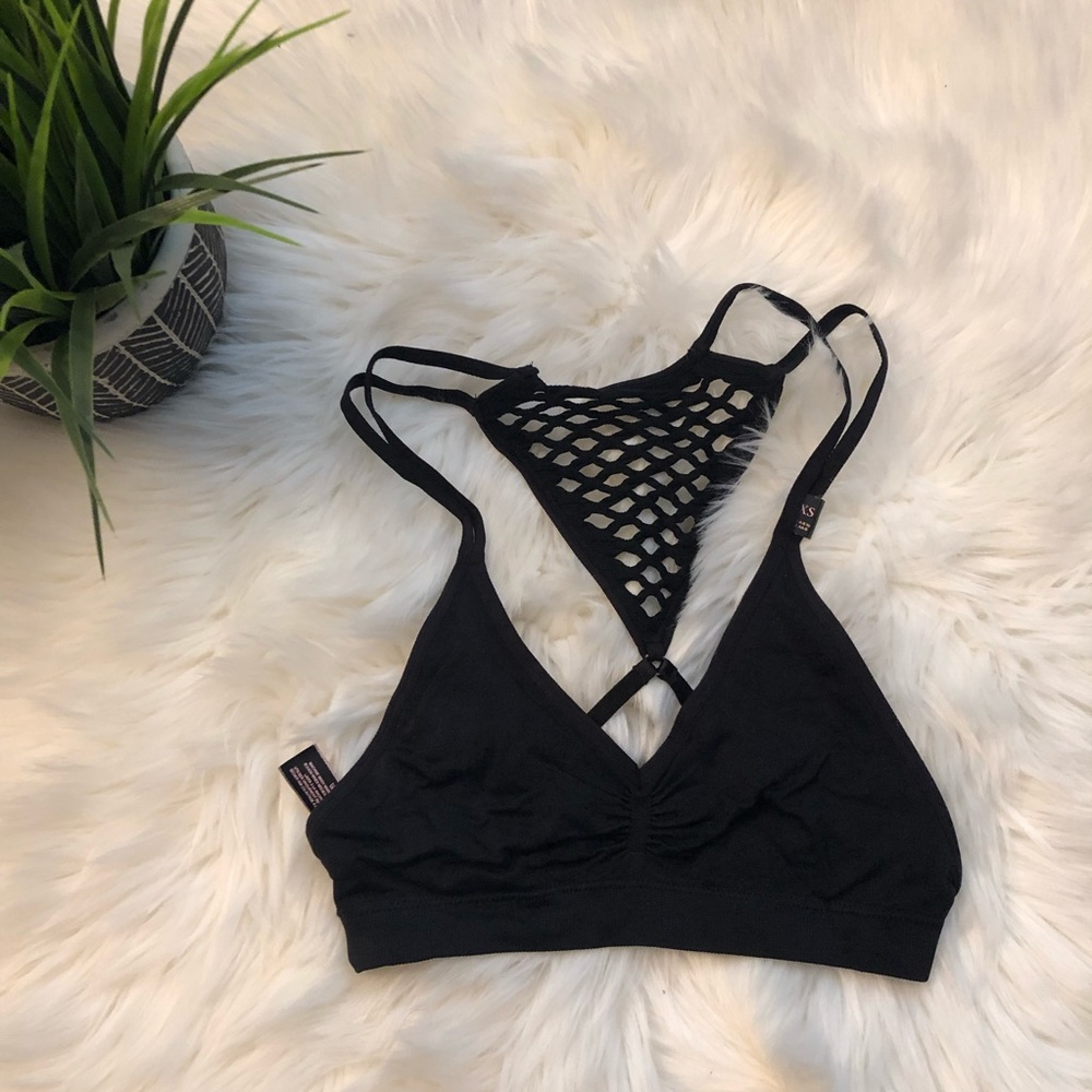 NWT black Victoria’s Secret bralette size XS